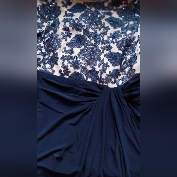 Ralph Lauren Beautiful Long Dredd - Picture 4 of 5